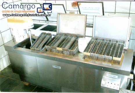 Produtora de picol� e massa marca R.Camargo