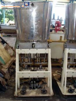 Termoformadora de potinhos com envasadora e seladora Termoforming Italiana