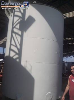 Tanque em a�o carbono encamisado de 10 Toneladas